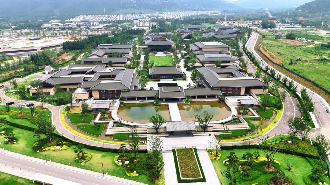 Muro cortina Jangho | Centro Mundial Nishan de Estudios Confucianos: una nueva expresión de la herencia confuciana